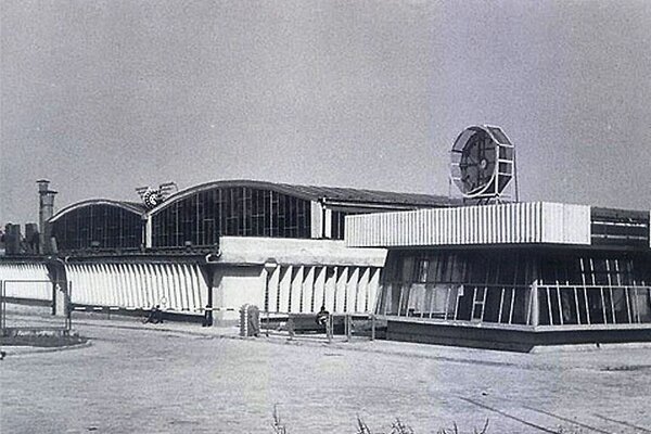 Nowa zaje zdnia MPK z r oku 1970 (foto: polska org.pl)